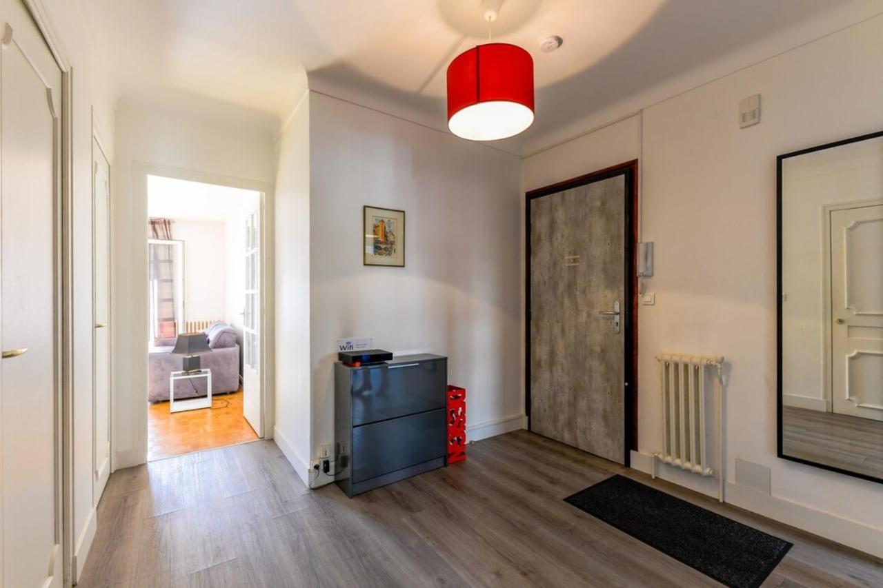 Furnished Apartment For 4 People In The City Center Аннесі Екстер'єр фото