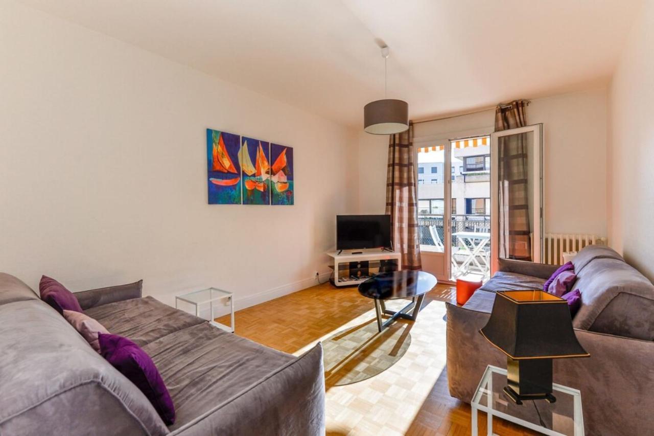 Furnished Apartment For 4 People In The City Center Аннесі Екстер'єр фото