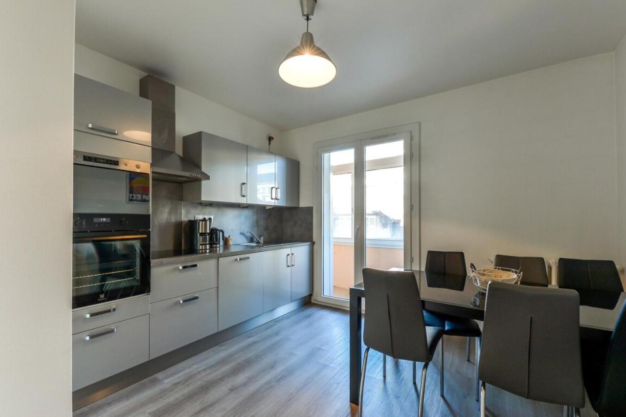 Furnished Apartment For 4 People In The City Center Аннесі Екстер'єр фото